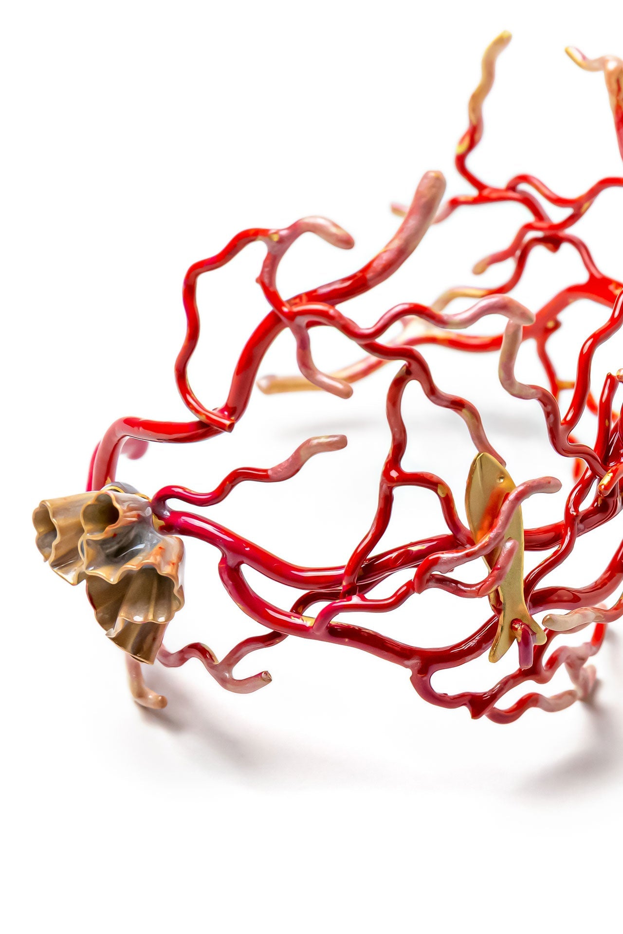 Brazalete Coral XL baño de oro 24ct y esmaltado a mano