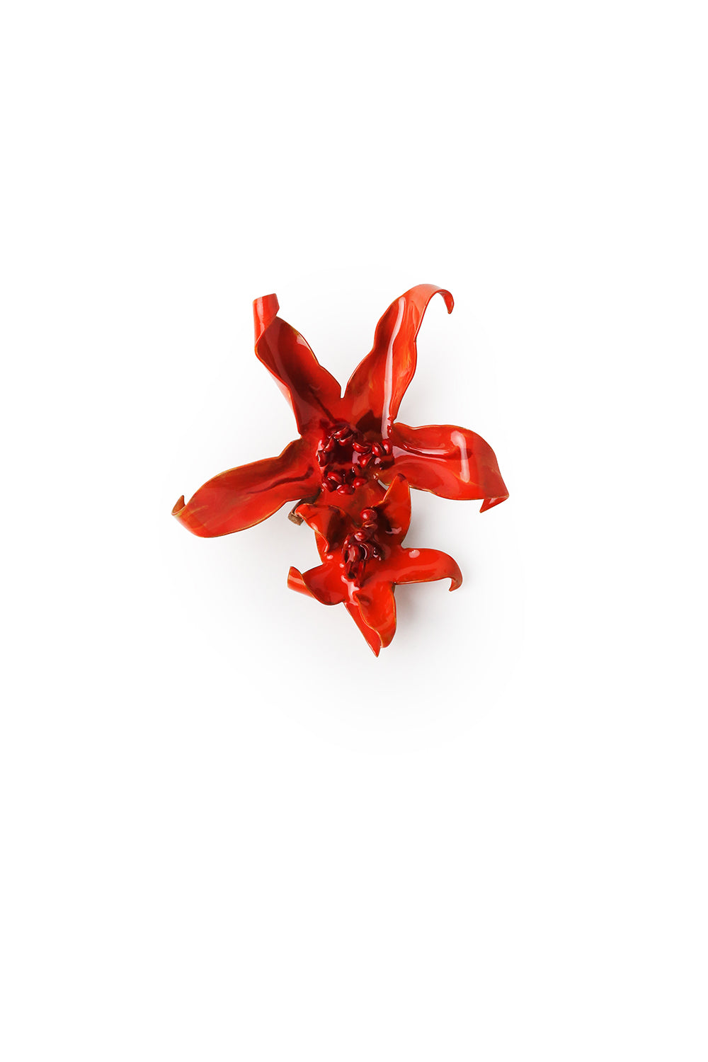 Matte gold flower brooch 24ct gold plated