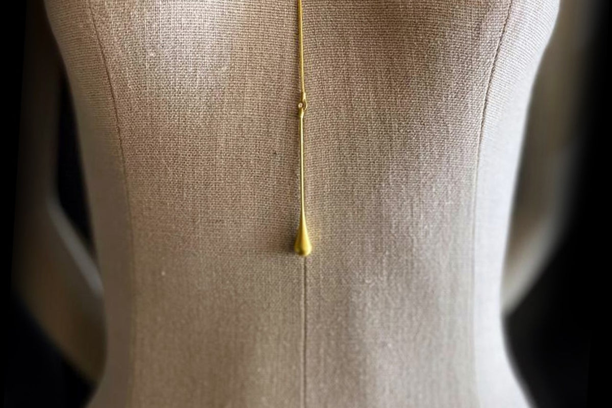 Collar Ajustable Balance baño de oro 24 ct, detalle 5