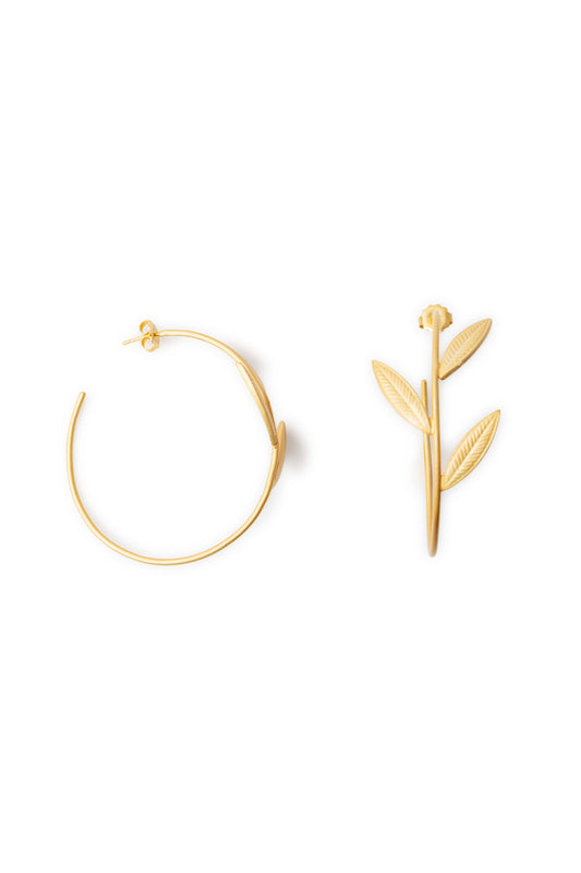 Leaf hoop earring in 24ct gold plating