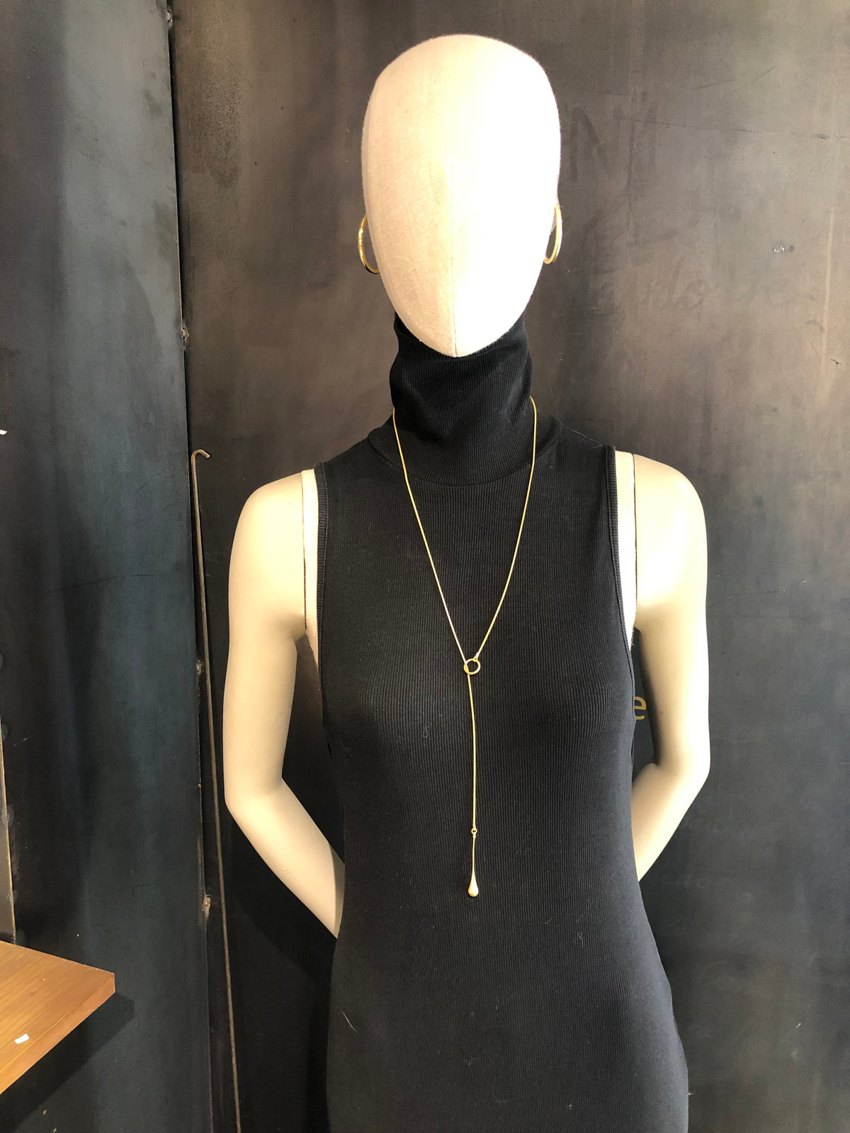 Collar Ajustable Balance baño de oro 24 ct, detalle 4