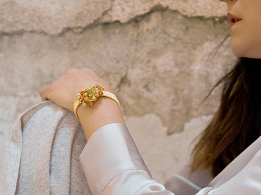 Pulsera Jackie mediana de ágatas dorado mate