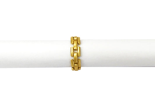 Anillo Love fino baño de oro 24 ct con cierre de lujo y esmalte negro