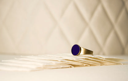 Anillo redondo baño de oro 24 ct esmaltado a mano, detalle 5