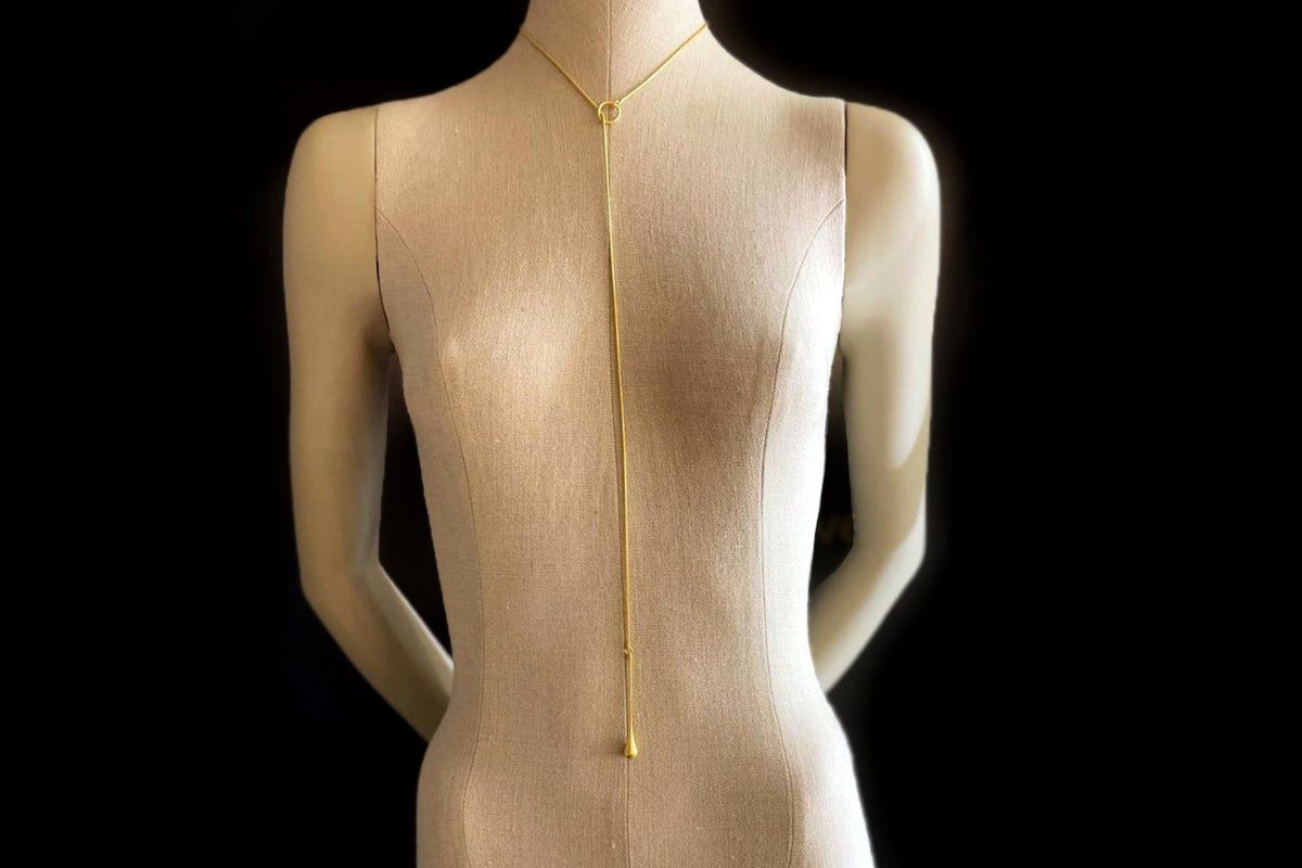 Collar Banalnce en oro mate, largo ajustable 
