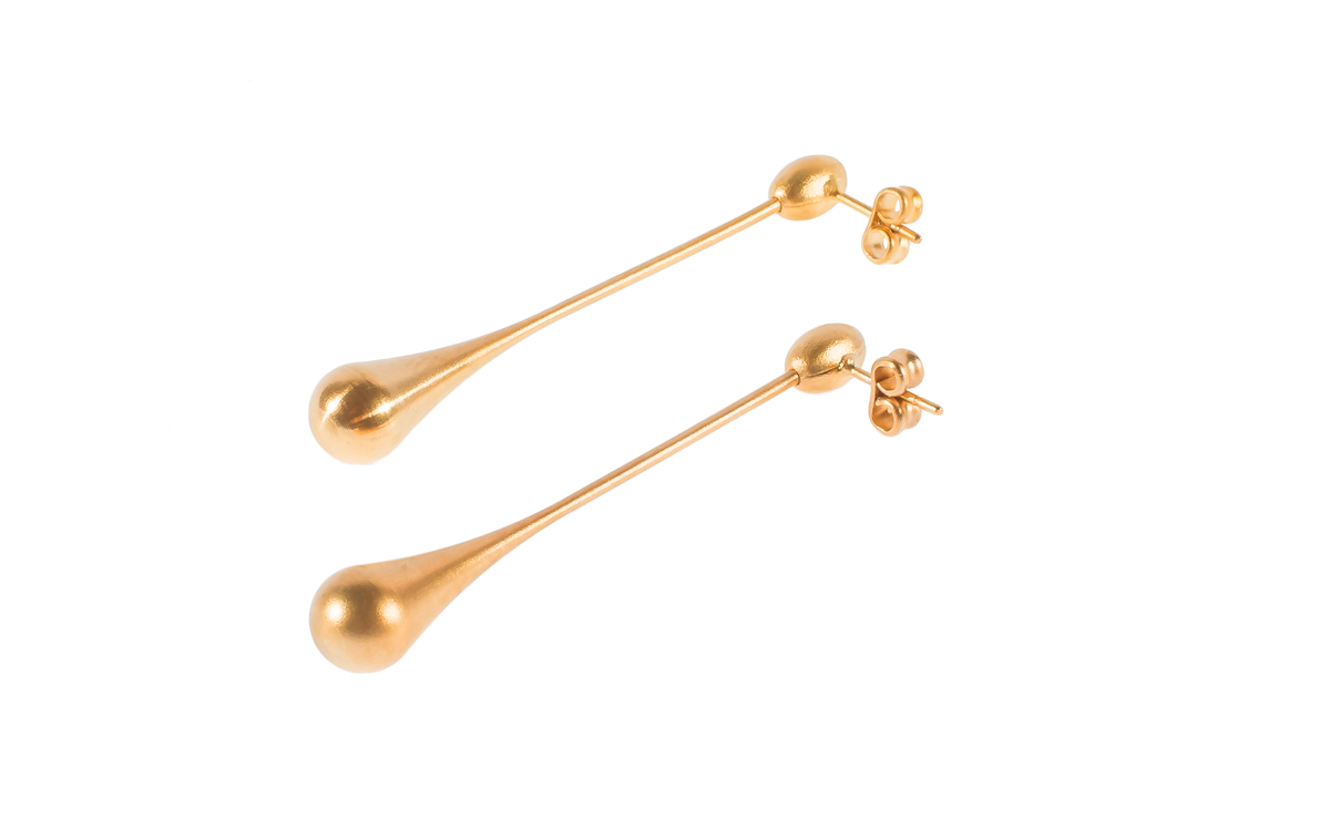 Pendientes Balance baño de oro 24 ct mate, detalle 2
