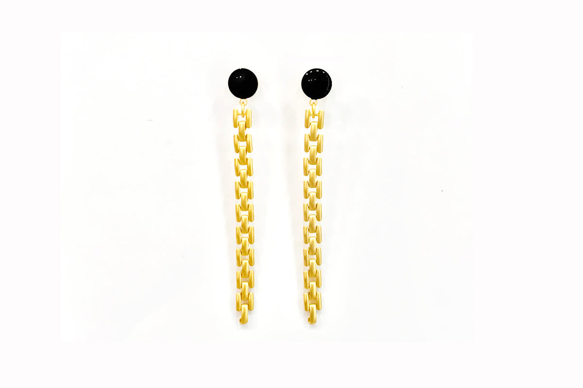Pendientes Love cadena fina